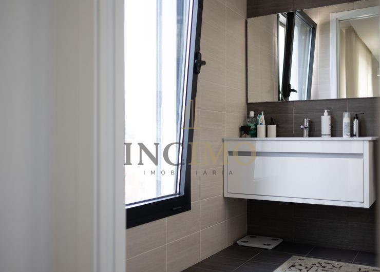I.S. Suite